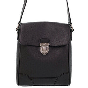 Louis Vuitton Taiga Luca Shoulder Bag